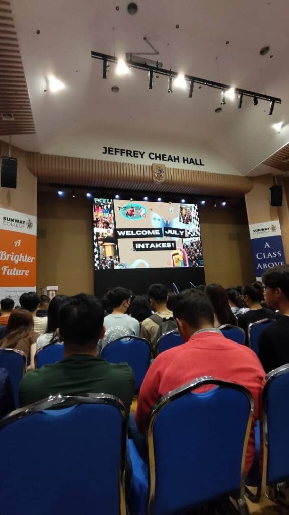 Rayさんがオーストラリアの名門モナシュ大学のファウンデーションコースMUFYに入学された当時の教室の写真