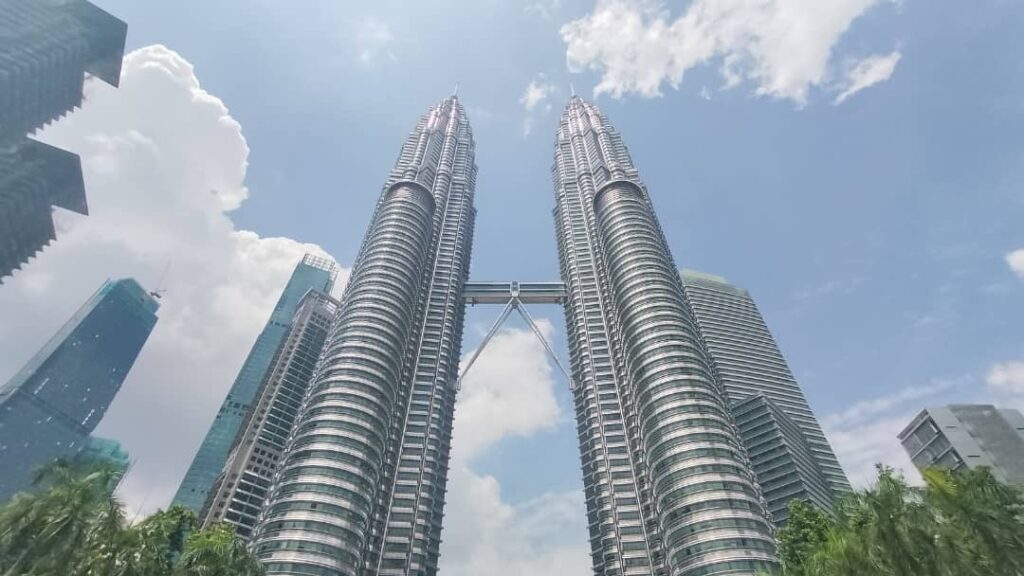 オーストラリアの名門モナシュ大学マレーシア校に正規留学されているRayさんが撮影したツインタワー